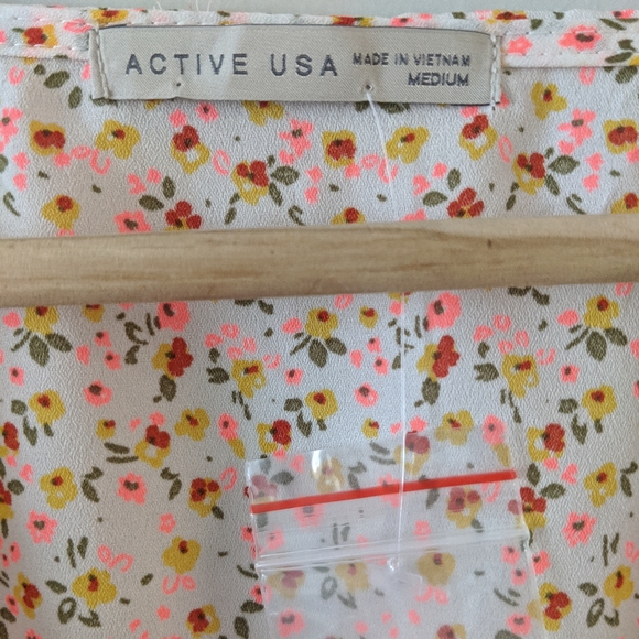 Adorable Boho Top - Picture 2 of 4